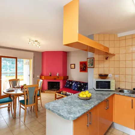 Apartment Del By Interhome *